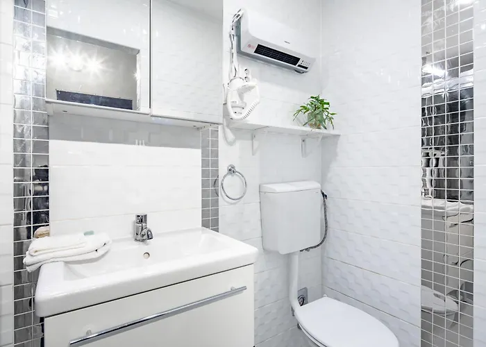 - Quiet Aparment Appartement