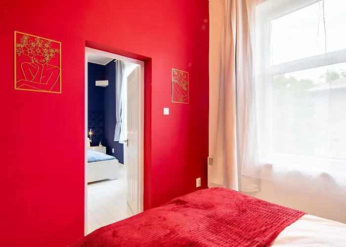 - Quiet Aparment Apartament *