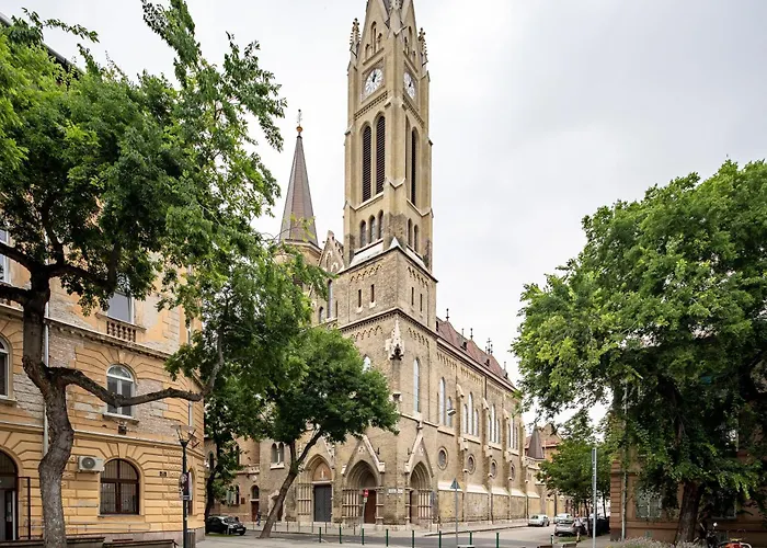 - Quiet Aparment Apartament Budapeszt